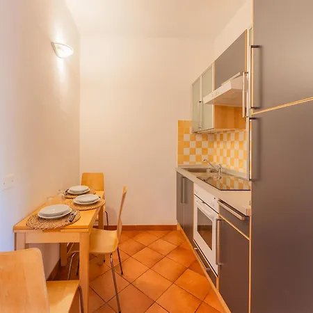 Comfy 4 Guest With Pool Santa Teresa Gallura
