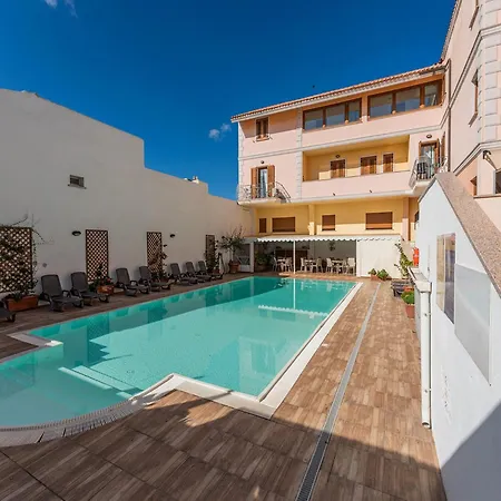 Comfy 4 Guest With Pool * Santa Teresa Gallura