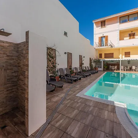 Apartman Comfy 4 Guest With Pool